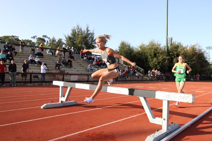 2010 Stanford Invite-College-091.JPG - 2010 Stanford Invitational, March 26-27, Cobb Track and Angell Field, Stanford,CA.
